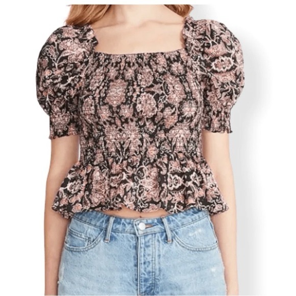 BB Dakota by Steve Madden Tops - BB Dakota Steve Madden Top Large Puff Sleeve Shirred Paisley Floral Black Beach